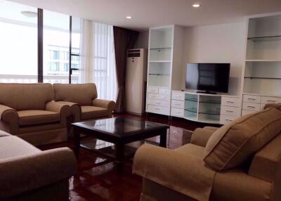 3 bed Condo in Asa Garden Khlongtan Sub District C10809