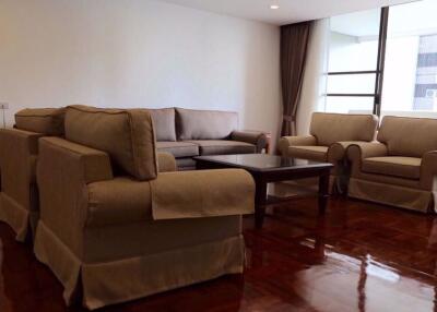 3 bed Condo in Asa Garden Khlongtan Sub District C10809