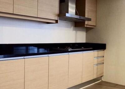 3 bed Condo in Asa Garden Khlongtan Sub District C10809