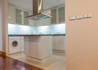 2 bed Condo in Ascott Sky Villas Sathorn Yan Nawa Sub District C10799