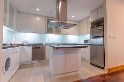 2 bed Condo in Ascott Sky Villas Sathorn Yan Nawa Sub District C10799