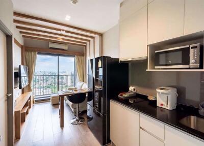 1 bed Condo in Whizdom Avenue Ratchada - Ladprao Chomphon Sub District C10789