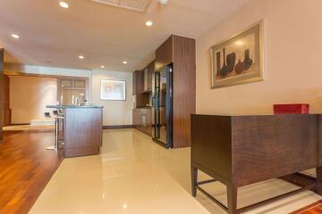 3 bed Condo in Ascott Sky Villas Sathorn Yan Nawa Sub District C10773