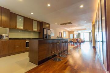 3 bed Condo in Ascott Sky Villas Sathorn Yan Nawa Sub District C10773