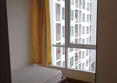 2 bed Condo in The Complete Rajprarop Thanonphayathai Sub District C10726