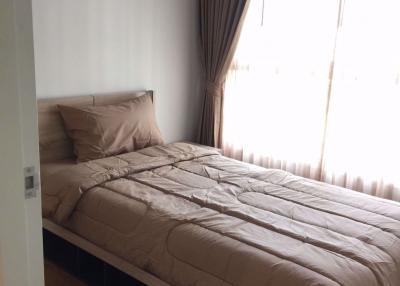 2 bed Condo in The Parkland Phetkasem Bangkhae Sub District C10722