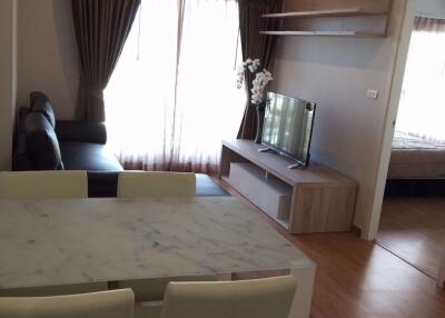 2 bed Condo in The Parkland Phetkasem Bangkhae Sub District C10722