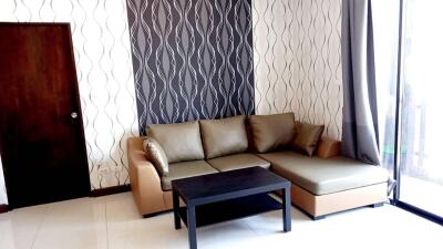 2 bed Condo in Vista Garden Phrakhanongnuea Sub District C10713