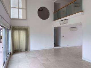 3 bed Duplex in Baan Ploenchit Lumphini Sub District D10667