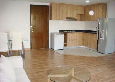 3 bed Condo in Y.O. Place Khlongtoei Sub District C10694