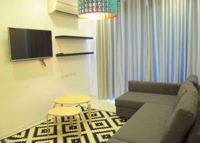 1 bed Condo in Trapezo Sukhumvit 16 Khlongtoei Sub District C10683