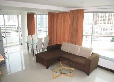 2 bed Duplex in P.W.T. Mansion Khlongtoei Sub District C10658