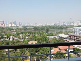 1 bed Condo in P.W.T. Mansion Khlongtoei Sub District C10655