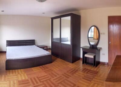 1 bed Condo in Lin Court Khlongtoei Sub District C10641