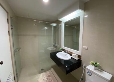 3 bed Condo in GP Grande Tower Khlong Toei Nuea Sub District C10632