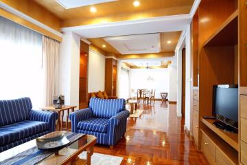 3 bed Condo in Chaidee Mansion Khlong Toei Nuea Sub District C10630