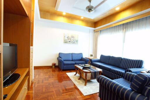 3 bed Condo in Chaidee Mansion Khlong Toei Nuea Sub District C10630