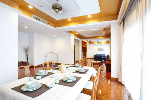 3 bed Condo in Chaidee Mansion Khlong Toei Nuea Sub District C10630