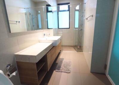 2 bed Condo in The Parco Thungmahamek Sub District C10625