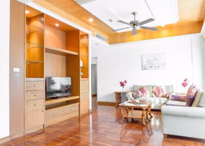 3 bed Condo in Chaidee Mansion Khlong Toei Nuea Sub District C10619