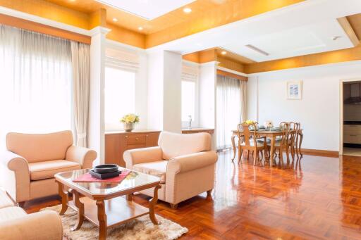 2 bed Condo in Chaidee Mansion Khlong Toei Nuea Sub District C10615