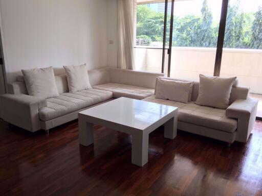 2 bed Condo in Bangkapi Mansion Khlongtoei Sub District C10612