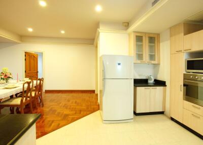 2 bed Condo in Chaidee Mansion Khlong Toei Nuea Sub District C10579