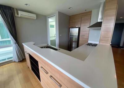 2 bed Condo in Villa Sikhara Suite Khlong Tan Nuea Sub District C10569