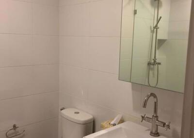 1 bed Condo in The Vertical Aree Samsennai Sub District C10559