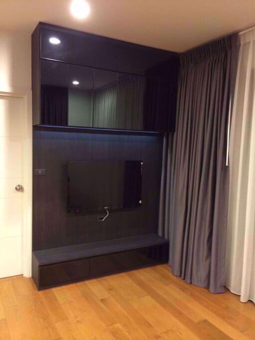 1 bed Condo in The Vertical Aree Samsennai Sub District C10559