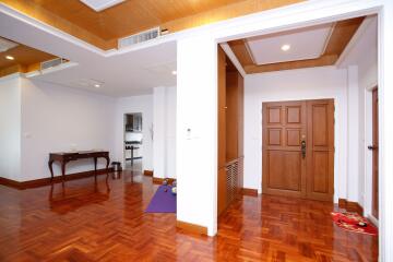 3 bed Condo in Chaidee Mansion Khlong Toei Nuea Sub District C10546