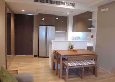 2 bed Condo in Siri at Sukhumvit Phra Khanong Sub District C10544