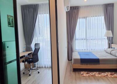 1 bed Condo in Knightsbridge Collage - Ramkhamhaeng Huamak Sub District C10538