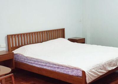 Studio bed Condo in Hydon Apartment Khlongtoei Sub District C10524