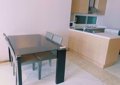 1 bed Condo in The Empire Place Yan Nawa Sub District C10502