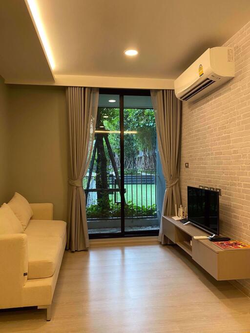 2 bed Condo in Vtara Sukhumvit 36 Phra Khanong Sub District C10501