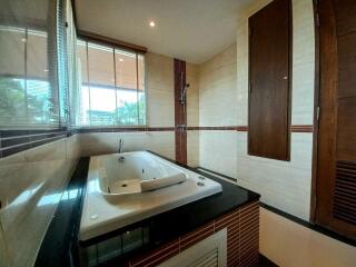 Executive Penthouse for Sale in Jomtien