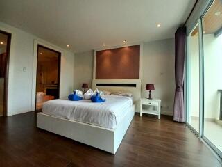 Executive Penthouse for Sale in Jomtien