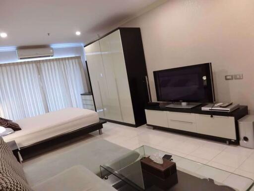 Studio bed Condo in Grand Park View Khlong Toei Nuea Sub District C10494