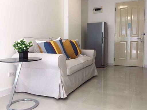 1 bed Condo in The Clover Khlong Tan Nuea Sub District C10472