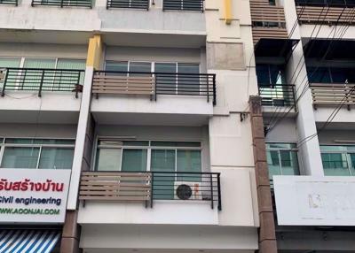 2 bed House in Biztown Ladprao Khlongchaokhunsing Sub District H05385