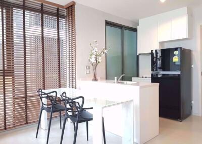 1 bed Condo in Rhythm Sukhumvit 42 Phra Khanong Sub District C10461