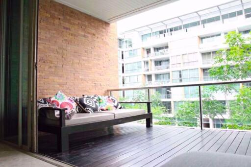 3 bed Condo in Ficus Lane Phra Khanong Sub District C10434