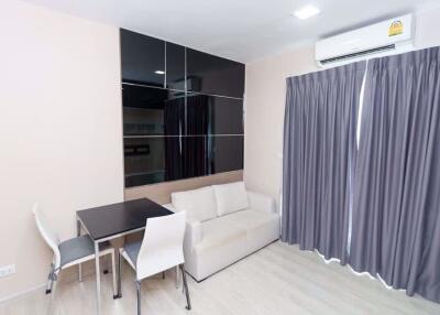 1 bed Condo in Condolette Midst Rama 9 Huai Khwang Sub District C10421