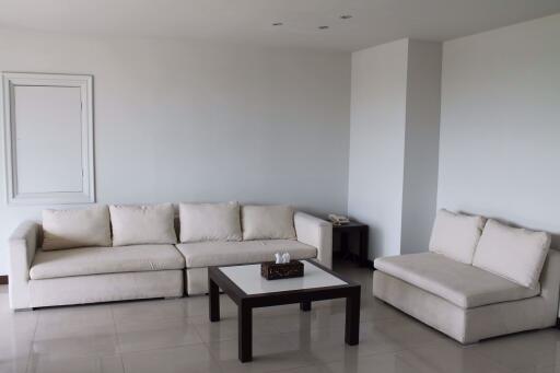 3 bed Condo in Baan Thirapa Thungmahamek Sub District C10403