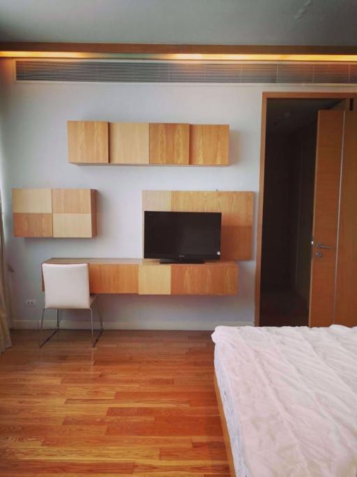 2 bed Condo in Millennium Residence Khlongtoei Sub District C10399