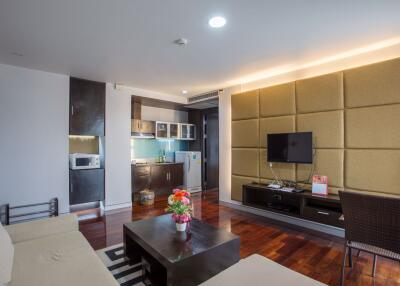 1 bed Condo in Mona Suite Khlong Toei Nuea Sub District C10383