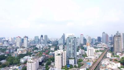 2 bed Condo in The Address Sukhumvit 28 Khlongtan Sub District C10372