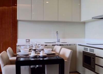 2 bed Condo in The Address Sukhumvit 28 Khlongtan Sub District C10372