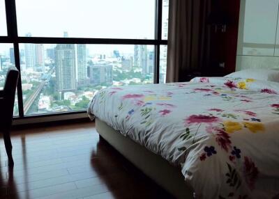 2 bed Condo in The Address Sukhumvit 28 Khlongtan Sub District C10372